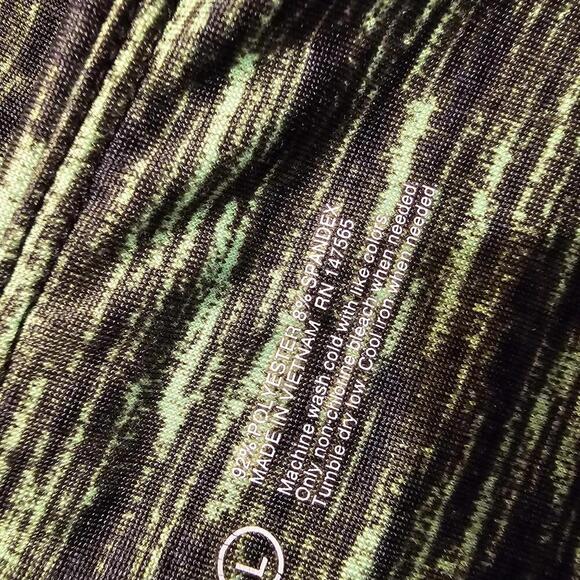 Women's High-Performance Capris - Waterleaf Girl - Size L - Picture 3 of 6